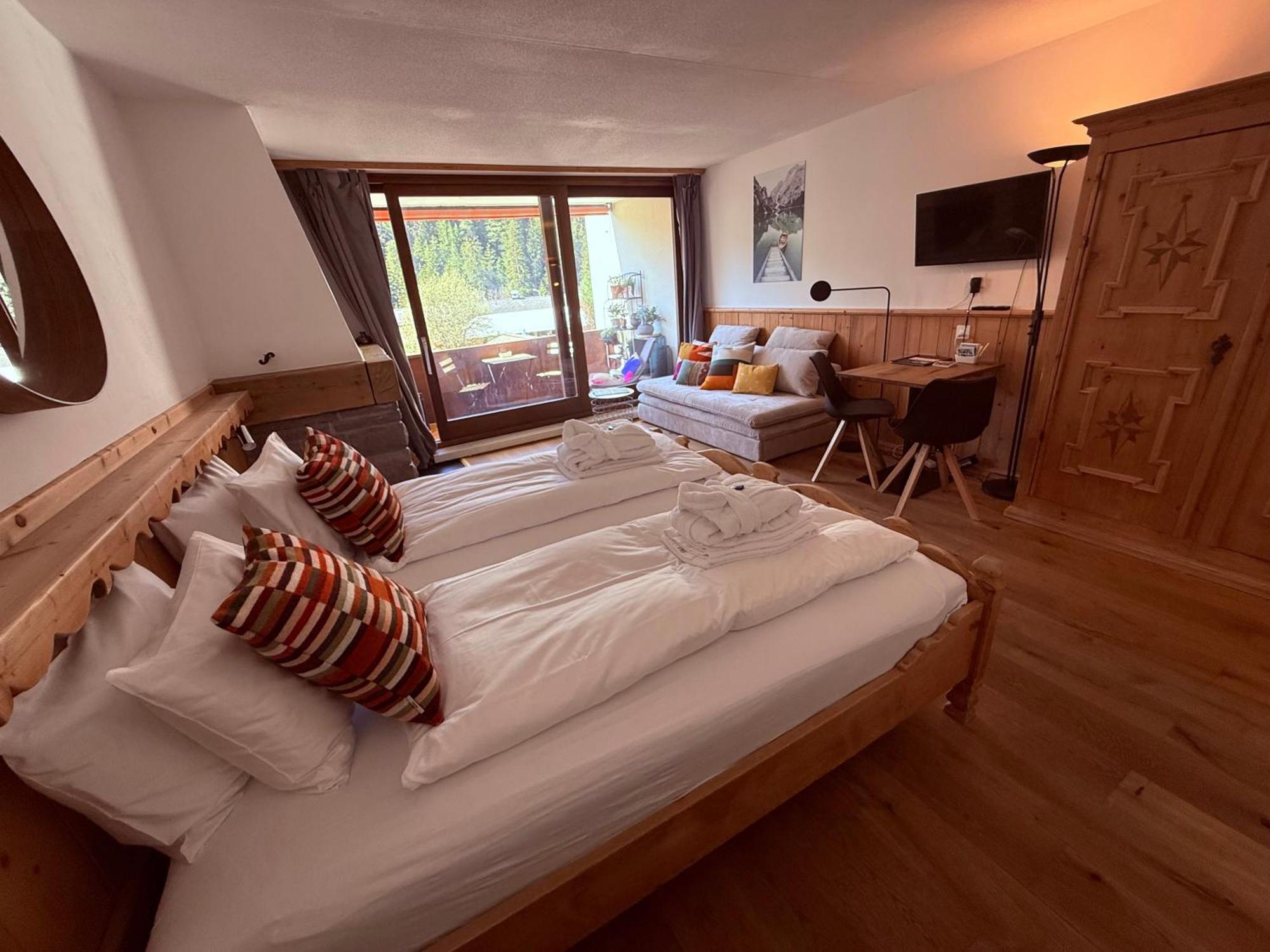 Modern Laax Apt, Swimming Pools, Wellness & Tennis Exterior photo